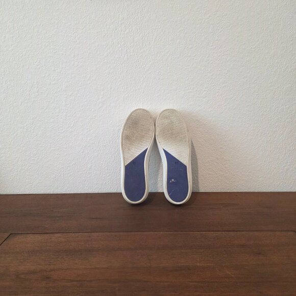 Rothys - The Original Slip On Sneaker in Sand Sz 8.5 - Picture 7 of 8